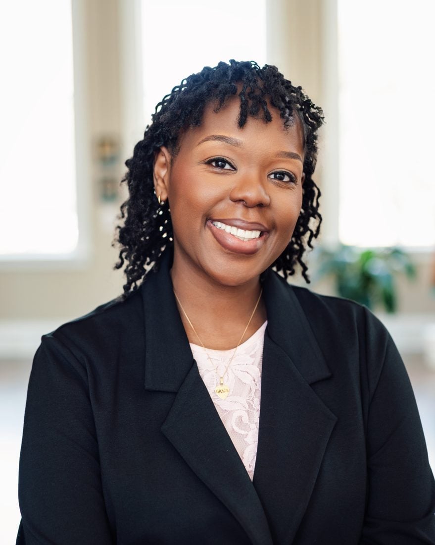 Dr. St. Claire Sumaili, M.D.